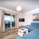 Guliva - Sunny Vacation Paradise سوبيتارسكا دراغا