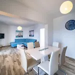 Guliva - Sunny Vacation Paradise