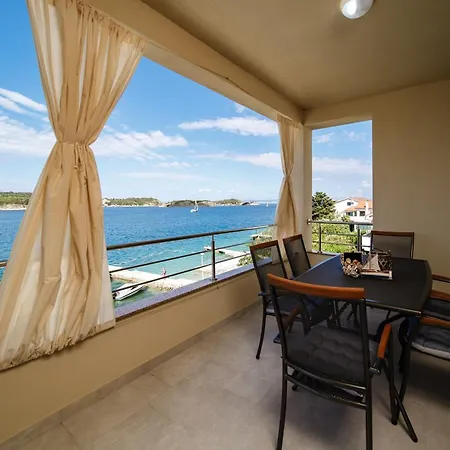 Guliva - Sunny Vacation Paradise Apartment