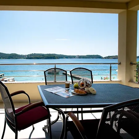 Guliva - Sunny Vacation Paradise Apartament Supetarska Draga