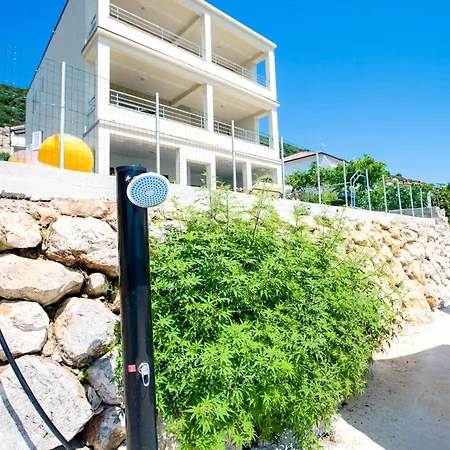 Guliva - Sunny Vacation Paradise Apartment Supetarska Draga