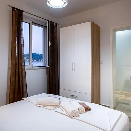 Guliva - Sunny Vacation Paradise Apartment Supetarska Draga