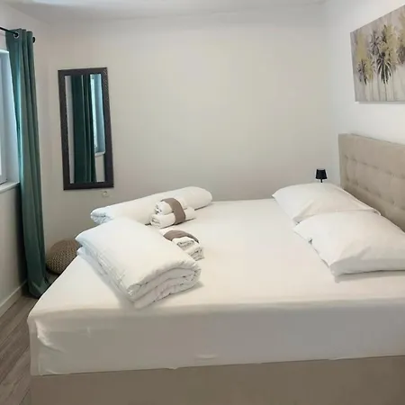 Guliva - Sunny Vacation Paradise Supetarska Draga